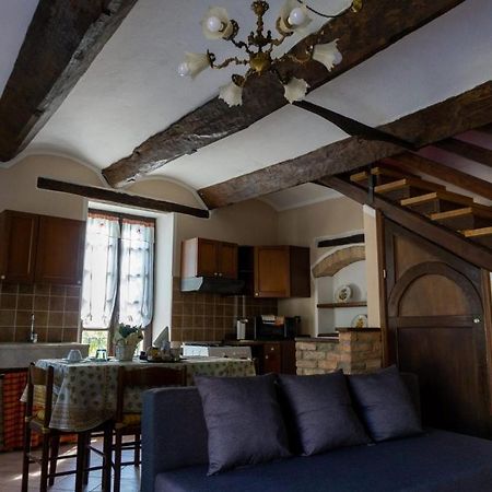 Aparthotel La Rocca Di Efisio Costigliole d'Asti Exteriér fotografie