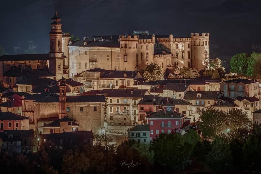 Aparthotel La Rocca Di Efisio Costigliole d'Asti Exteriér fotografie