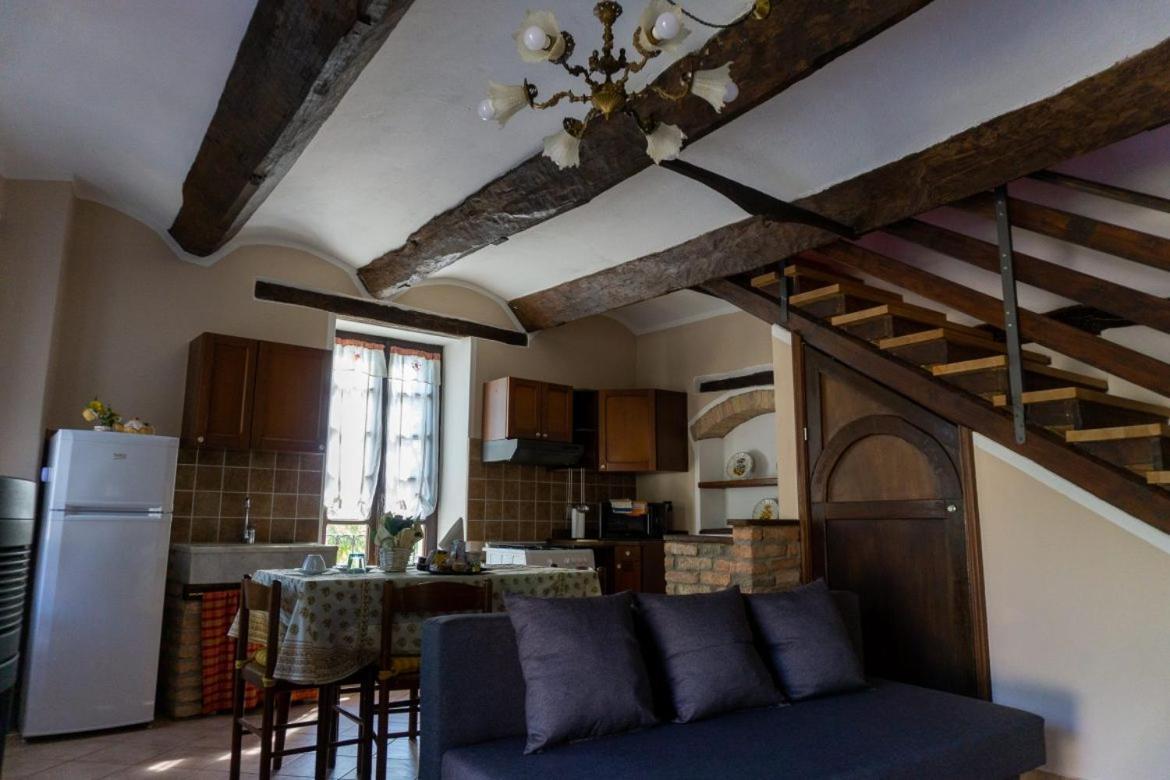 Aparthotel La Rocca Di Efisio Costigliole d'Asti Exteriér fotografie