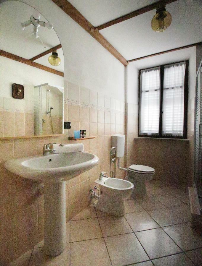 Aparthotel La Rocca Di Efisio Costigliole d'Asti Exteriér fotografie