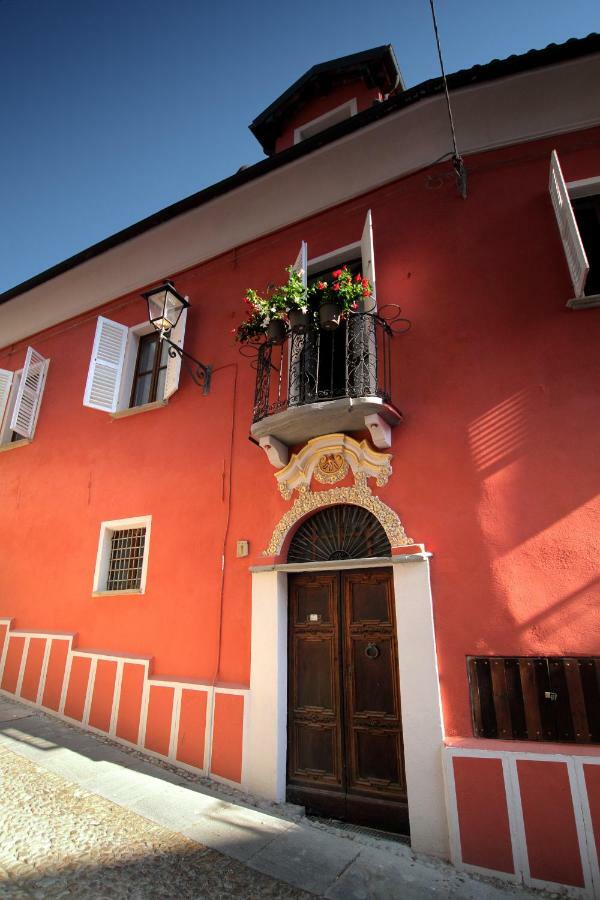 Aparthotel La Rocca Di Efisio Costigliole d'Asti Exteriér fotografie