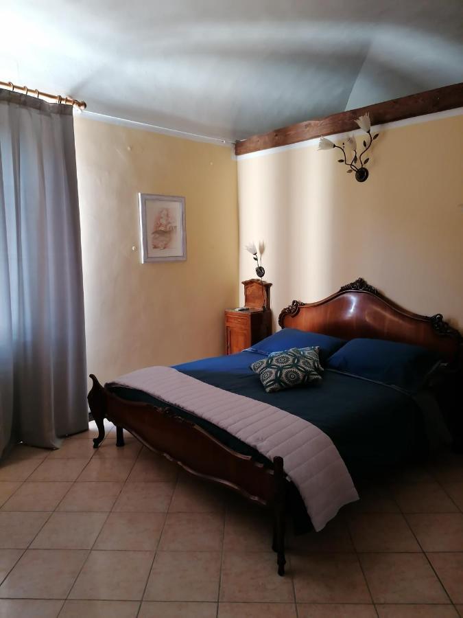Aparthotel La Rocca Di Efisio Costigliole d'Asti Exteriér fotografie